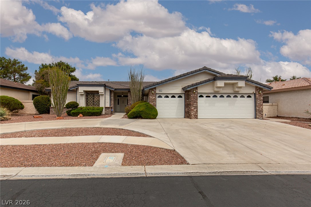 7512 Alamo Summit Drive — photo