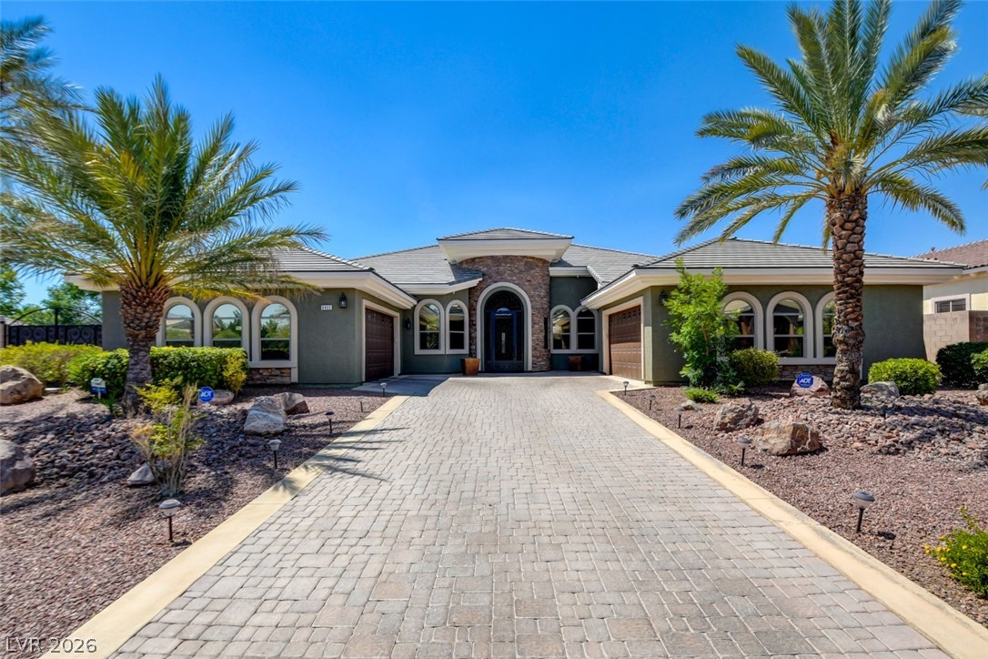 8465 Picket Ridge Court — photo