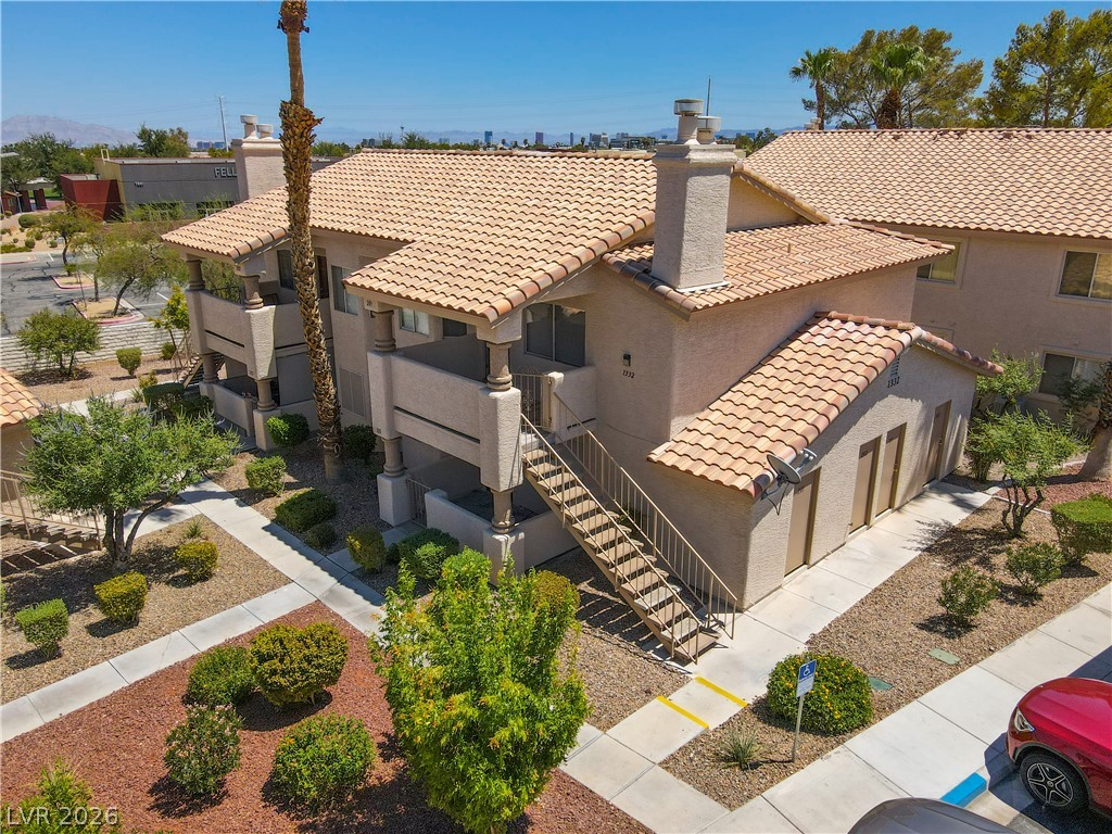 1332 Pinto Rock Lane 201 — photo