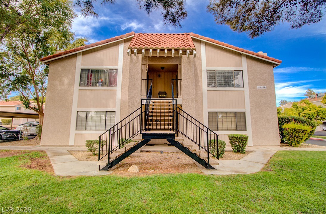 1316 Capri Drive D — photo