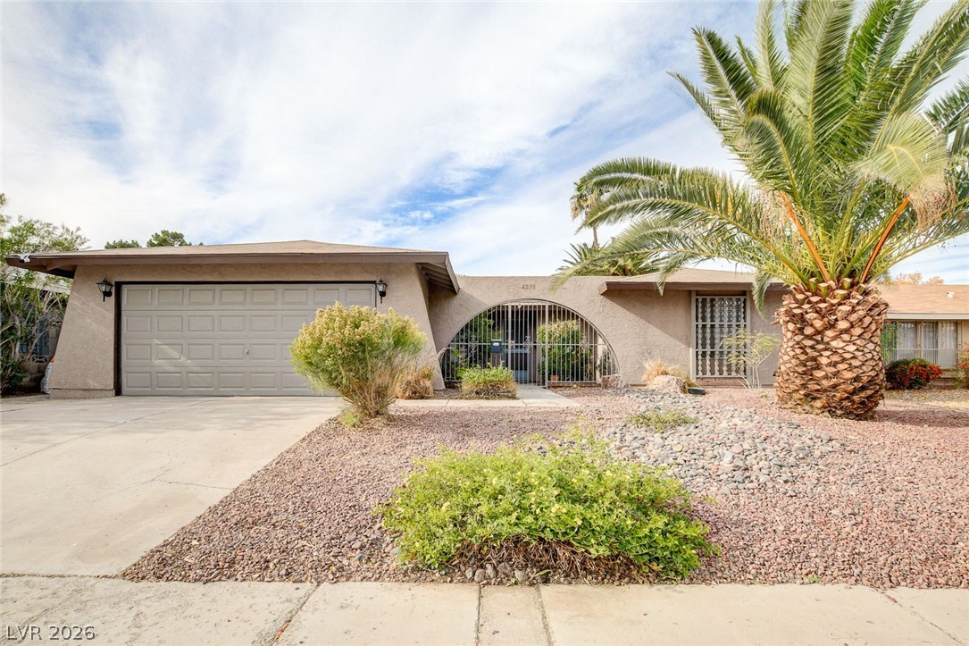 4273 Hazelcrest Drive — photo