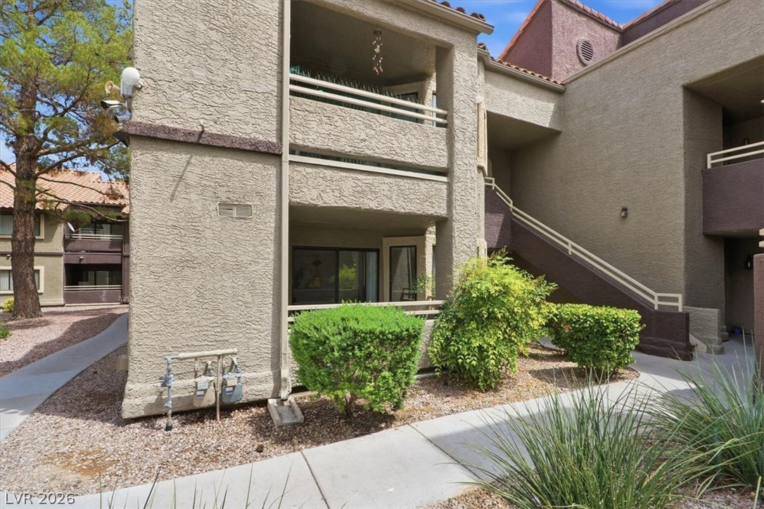 5042 South Rainbow Boulevard 101 — photo