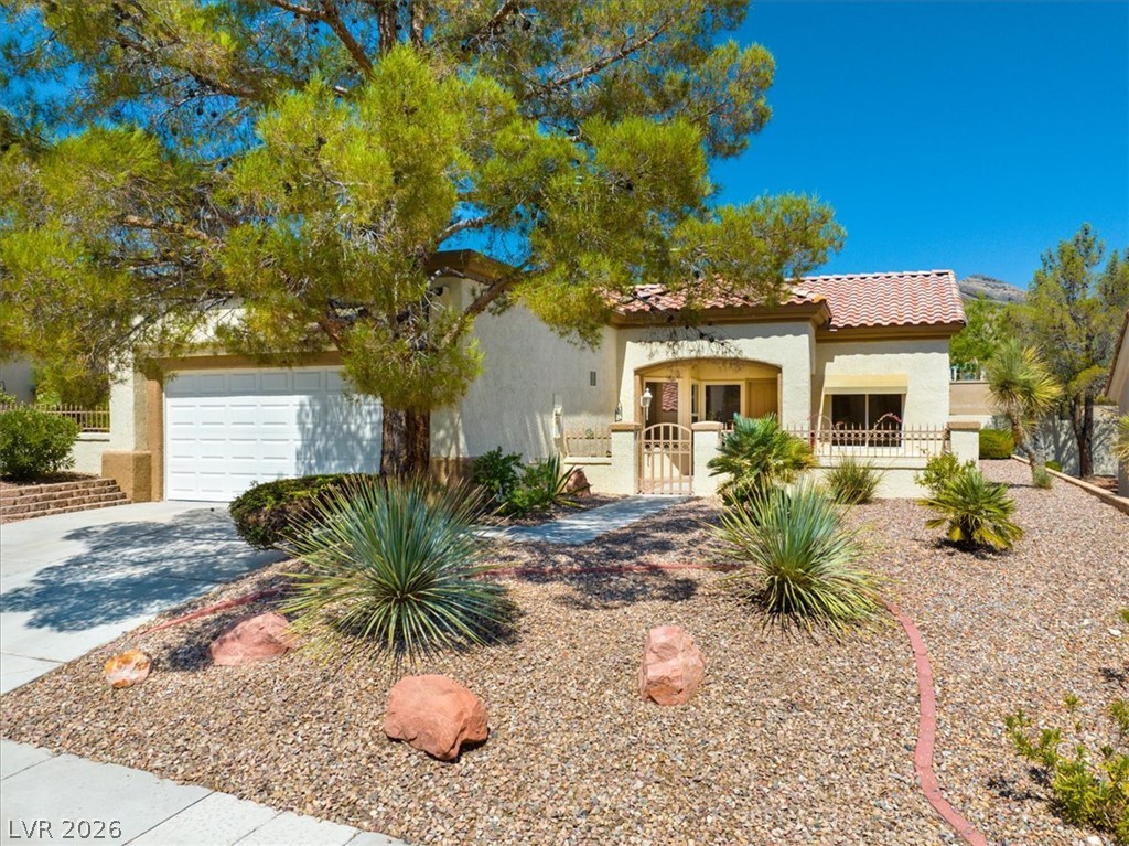 2833 Breakers Creek Drive — photo