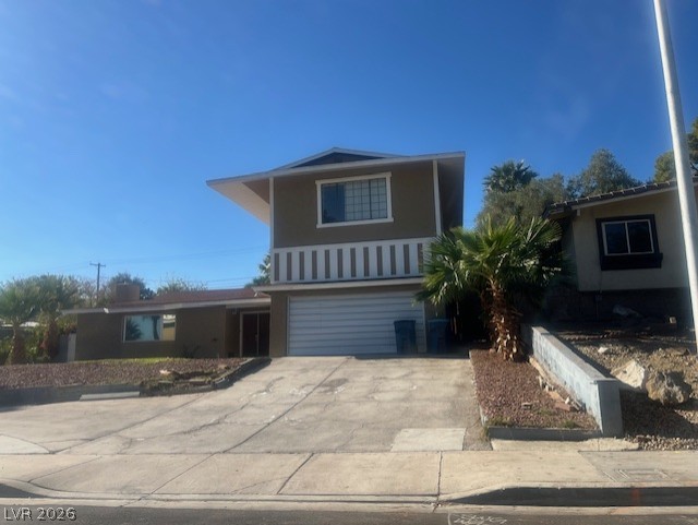 1904 Chapman Drive — photo