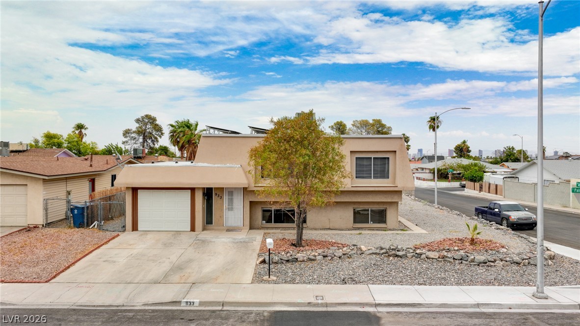 933 Palmhurst Drive — photo