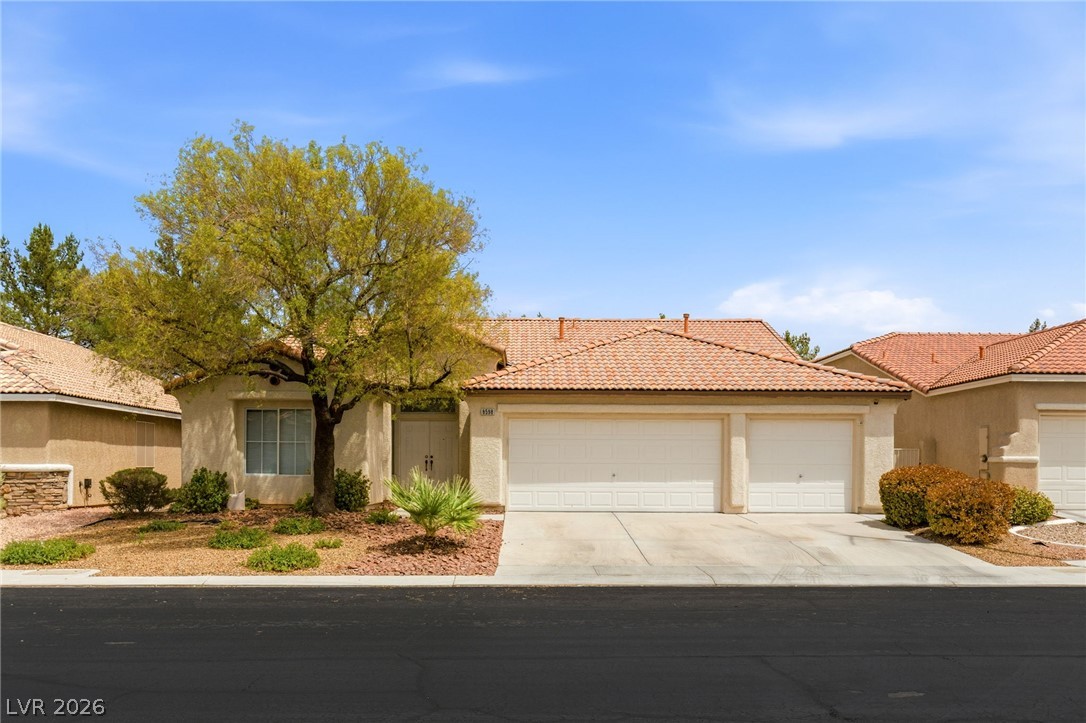 8598 Waterford Bend Street — photo