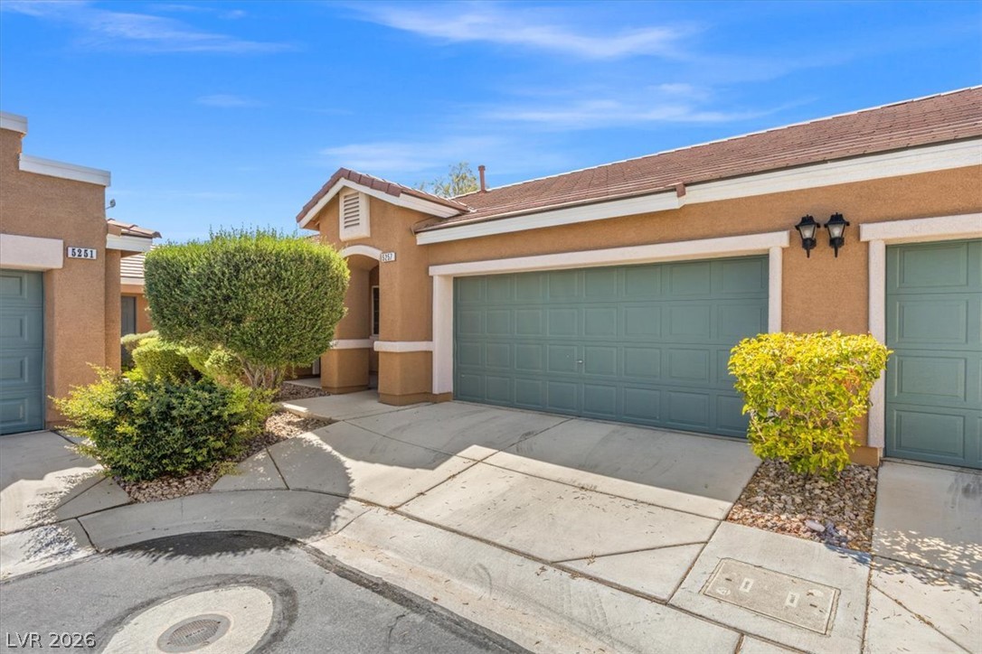 5257 Sand Dollar Avenue — photo
