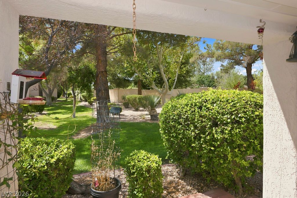 10225 Button Willow Drive — photo