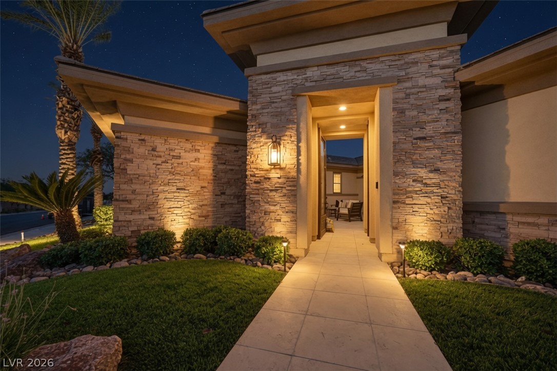 2707 Turtle Head Peak Drive — photo