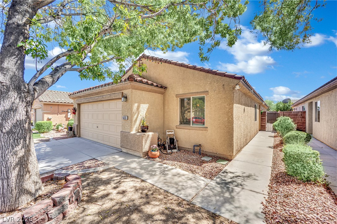 5655 Crowbush Cove Place — photo