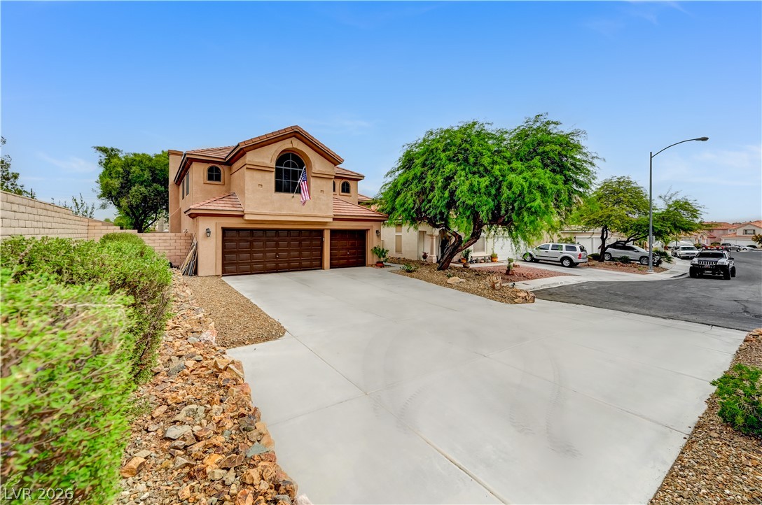 4702 Grand Ridge Court — photo