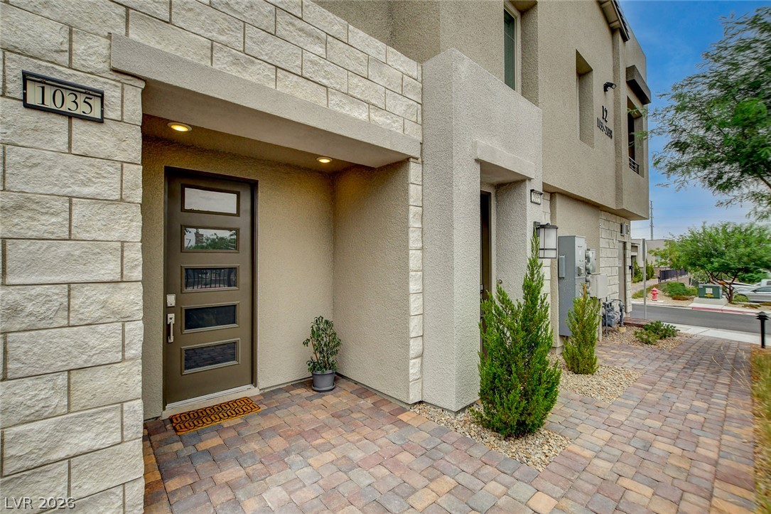 600 North Carriage Hill Drive 1035 — photo