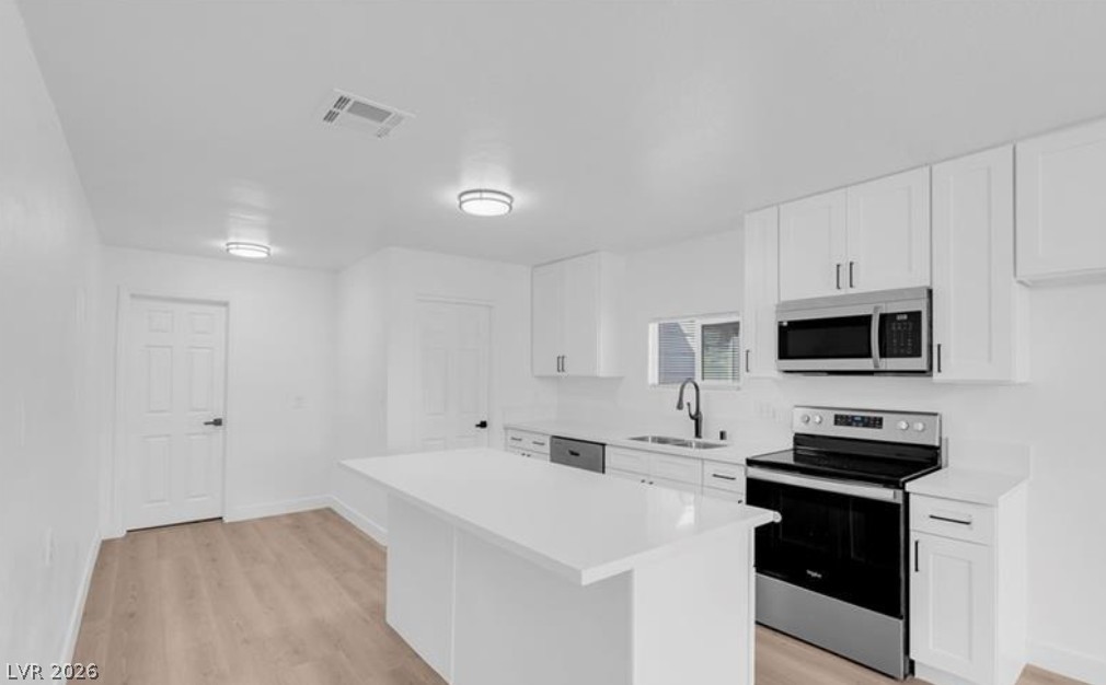 3049 Cedar Street — photo