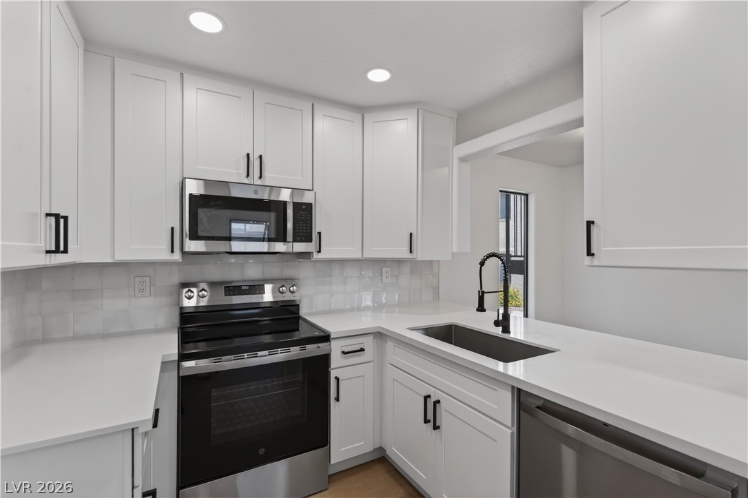 601 Cabrillo Circle 859 — photo