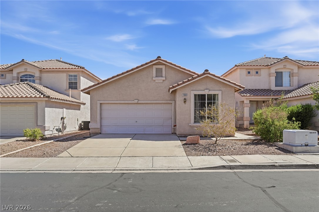 1069 Sweeping Ivy Court — photo