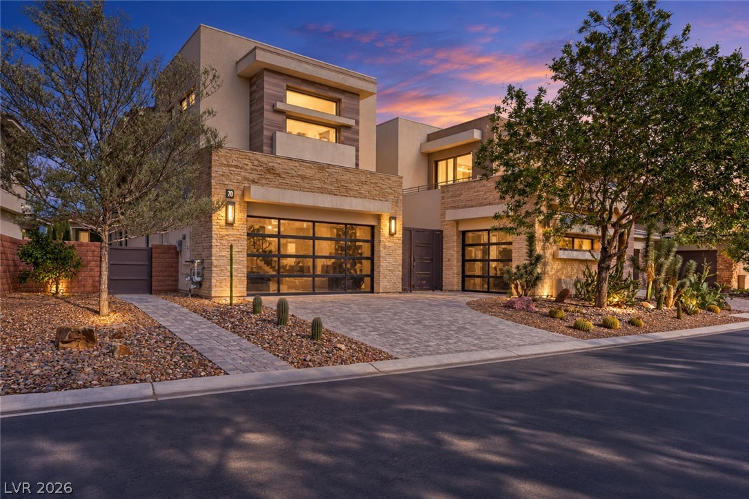70 Grey Feather Drive — photo