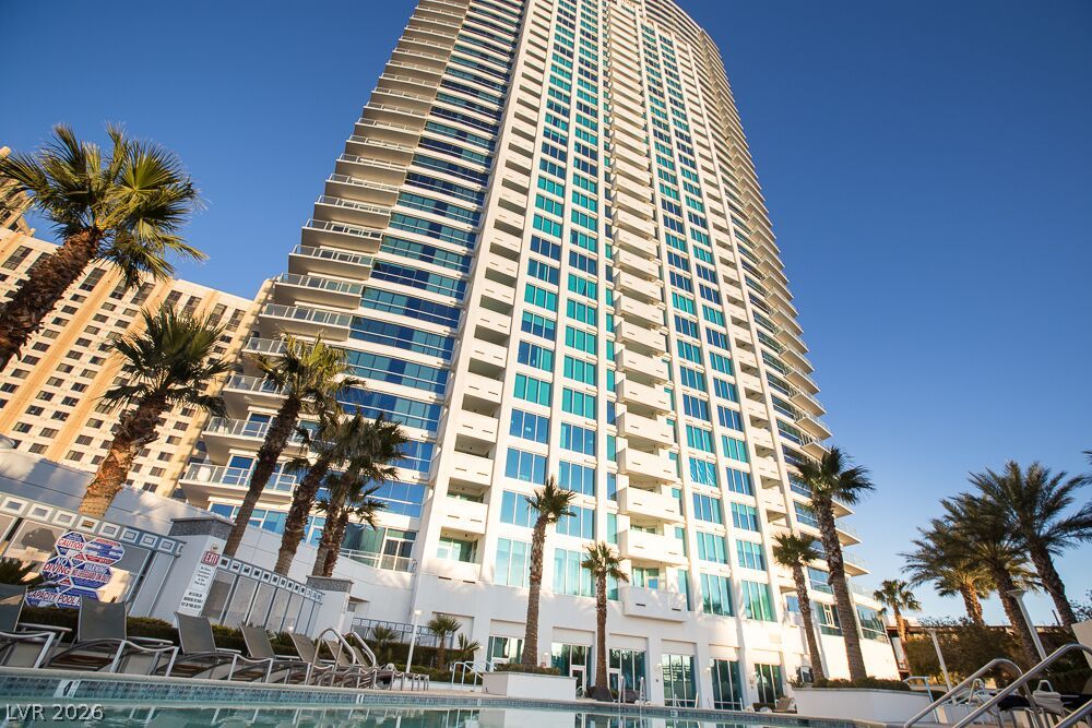 2700 South Las Vegas Boulevard 3701 — photo