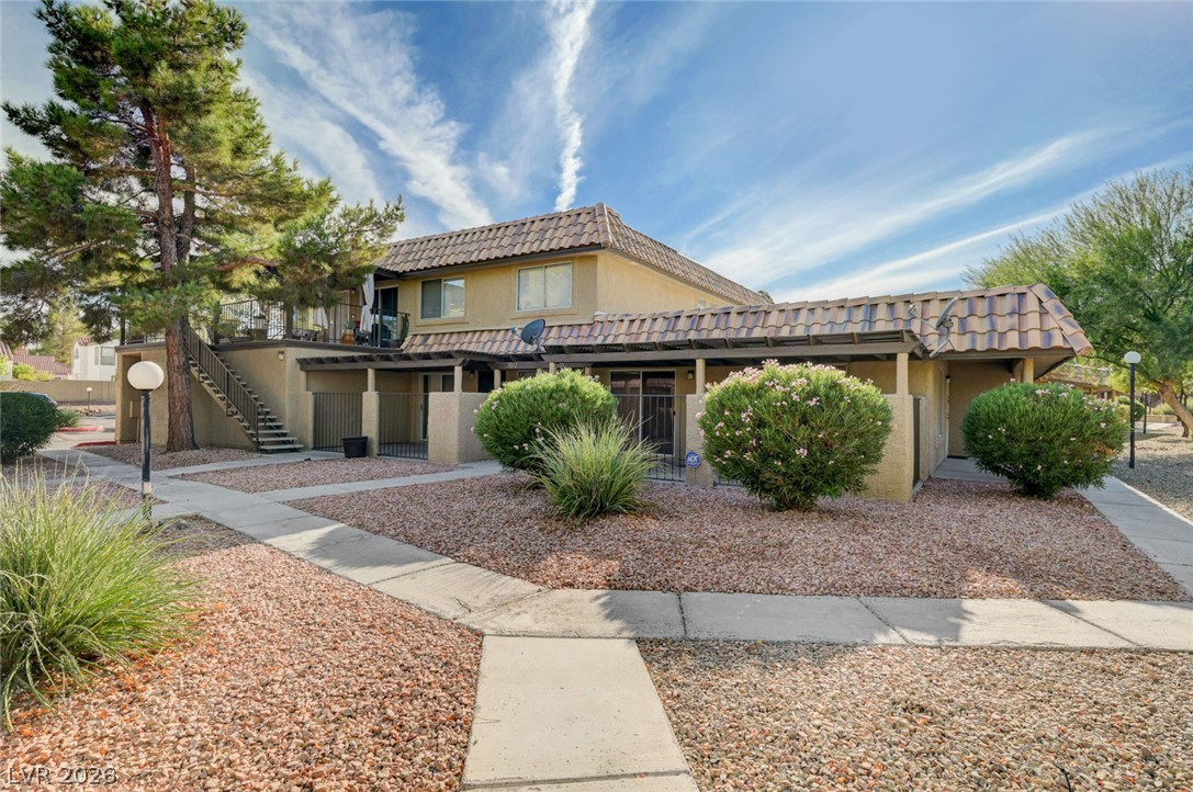 1812 Plum Court — photo