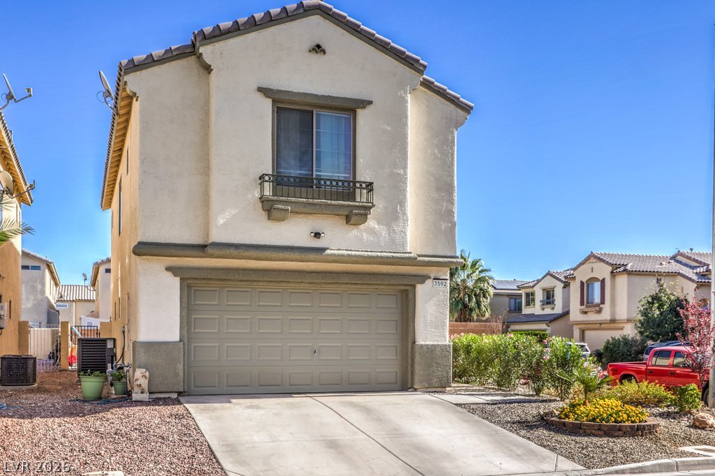 3592 Gloucester Gate Street — photo