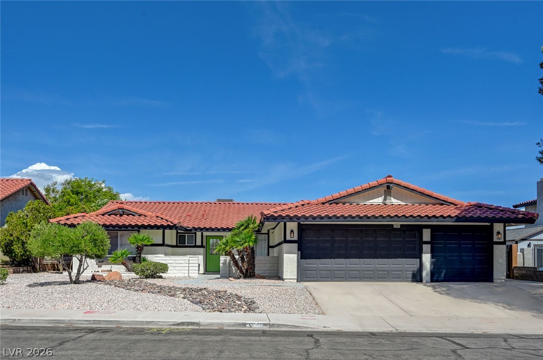 8904 Pesaro Drive — photo