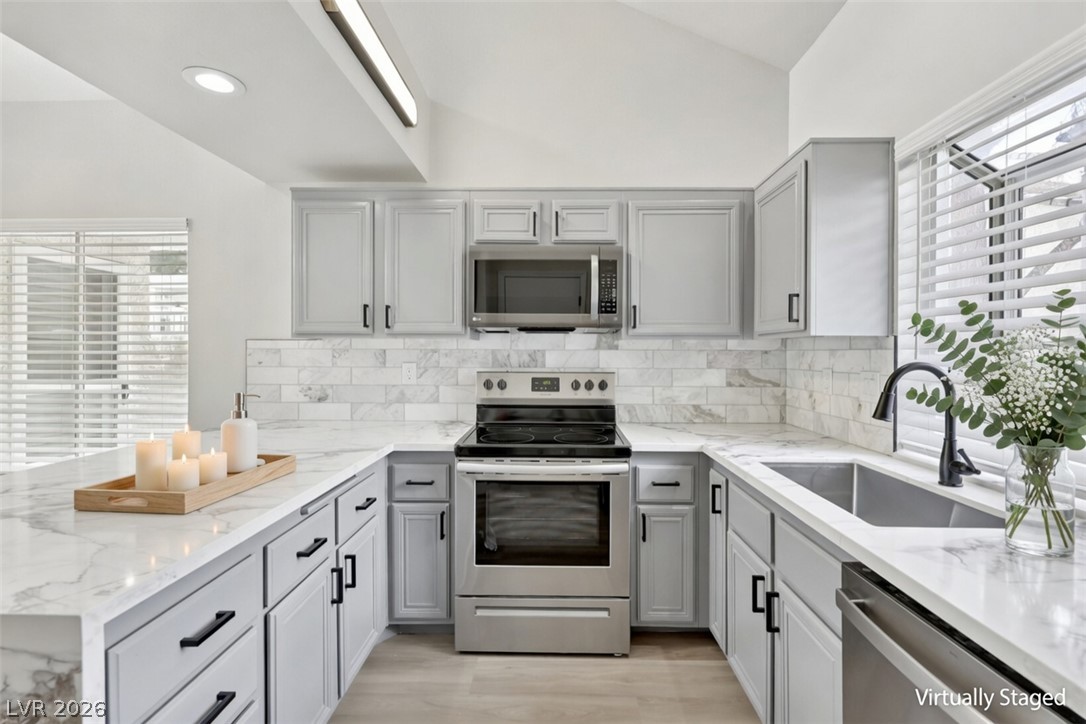 8913 Antioch Way — photo