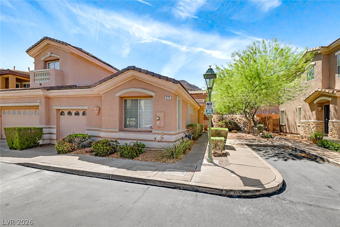 675 Solitude Point Avenue — photo