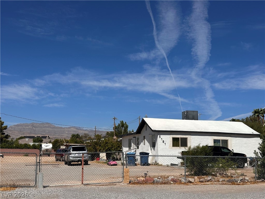 5181 North Tioga Way — photo