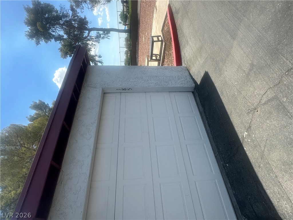 185 Pecos Way 6 — photo