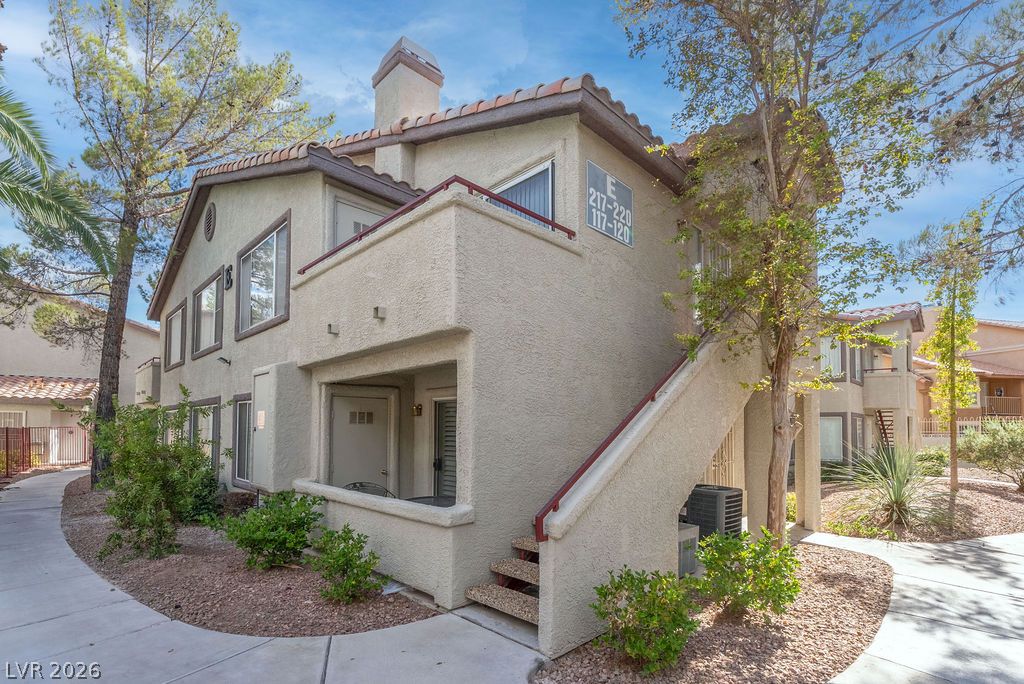4955 Lindell Road 218 — photo