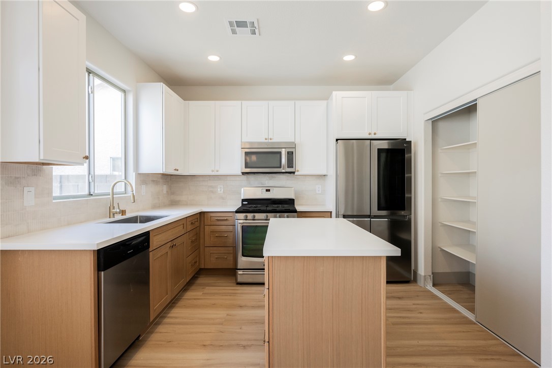 5116 Yellow Dawn Court — photo
