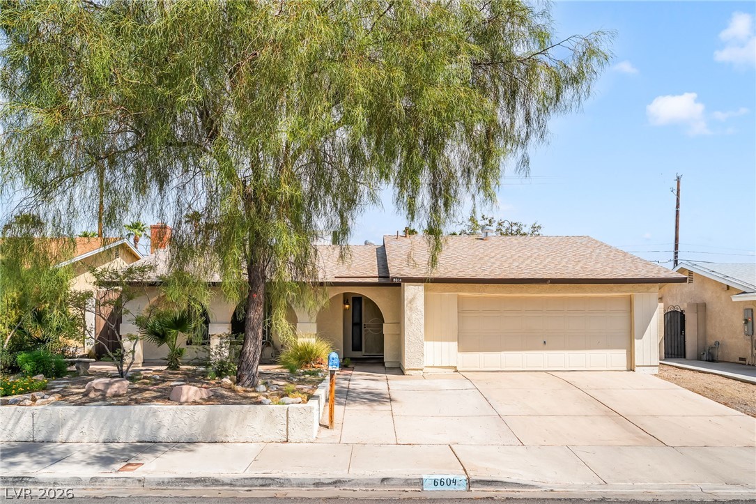 6604 Larchwood Lane — photo