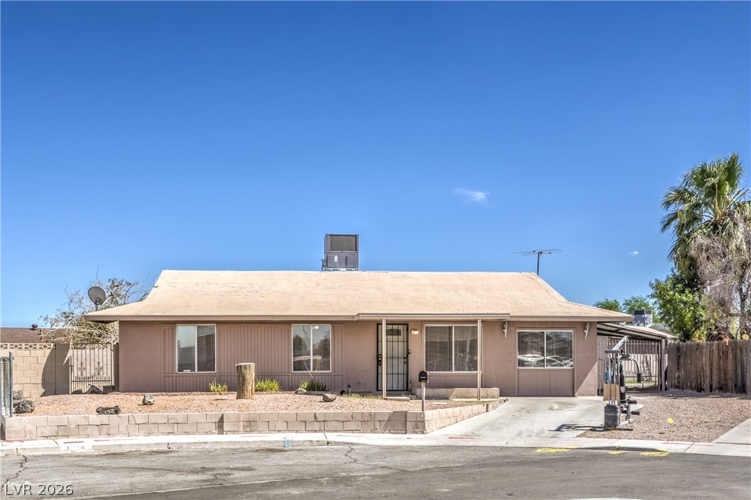 4016 Briar Court — photo