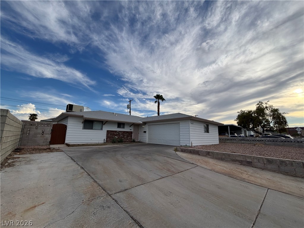 6325 Elton Avenue — photo