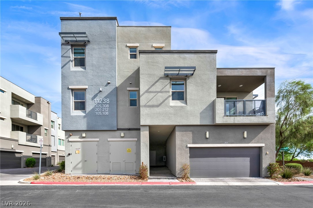 11238 Essence Point Avenue 202 — photo