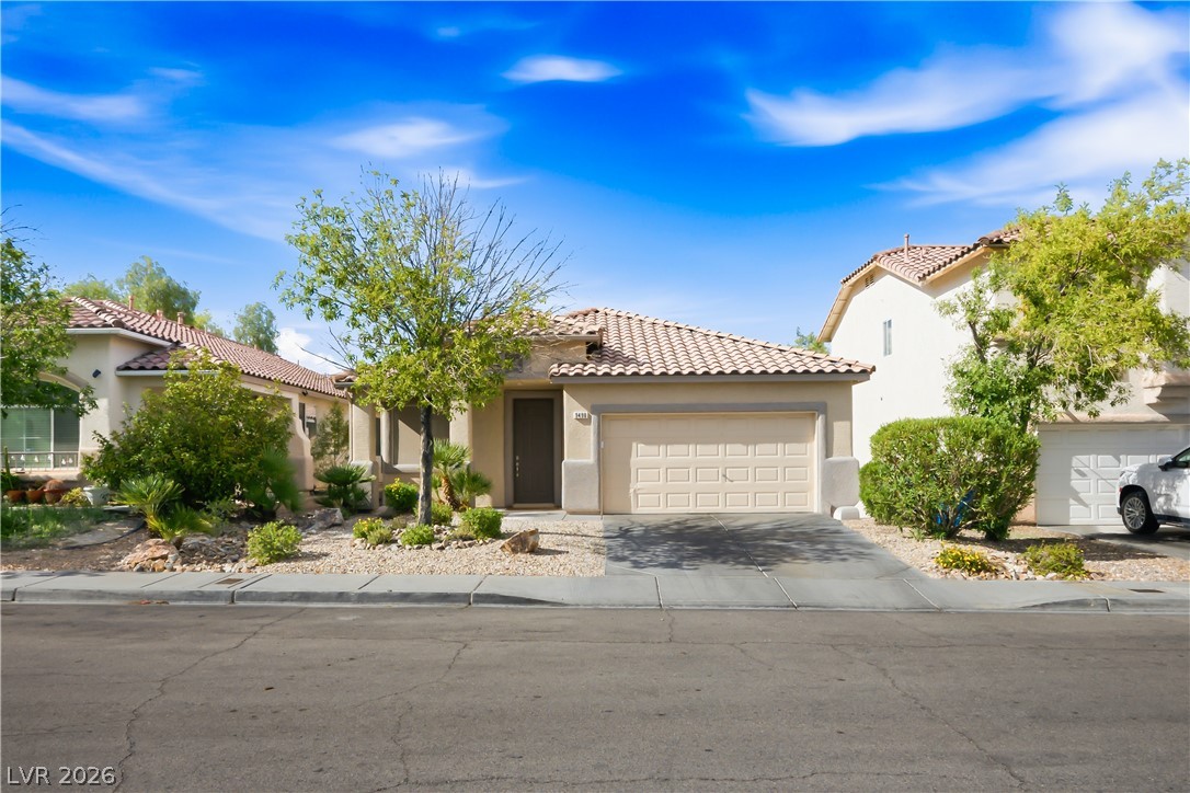 9490 Veterans Court — photo