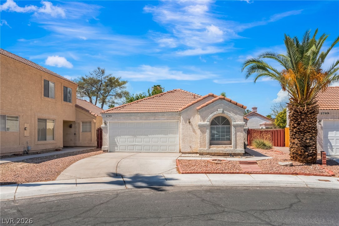 2705 Cheshire Court — photo