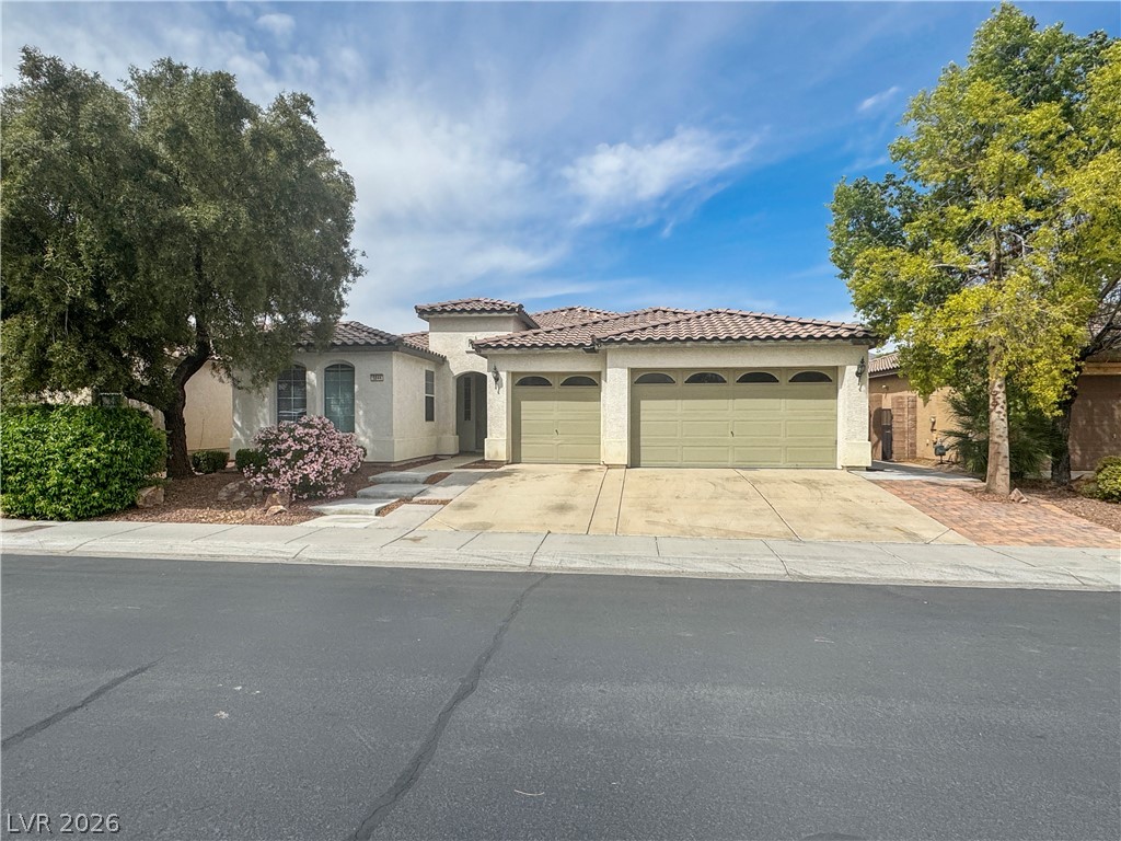 5844 Karnes Ranch Avenue — photo