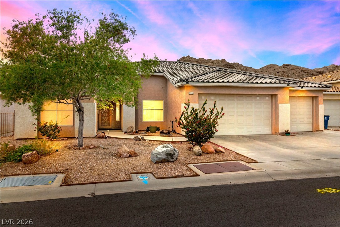3589 Cottage Canyon Street — photo