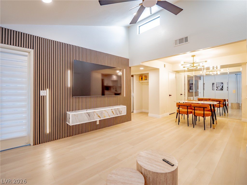 1701 East Katie Avenue 72 — photo
