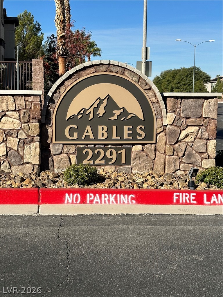 2291 West Horizon Ridge Parkway 6234 — photo