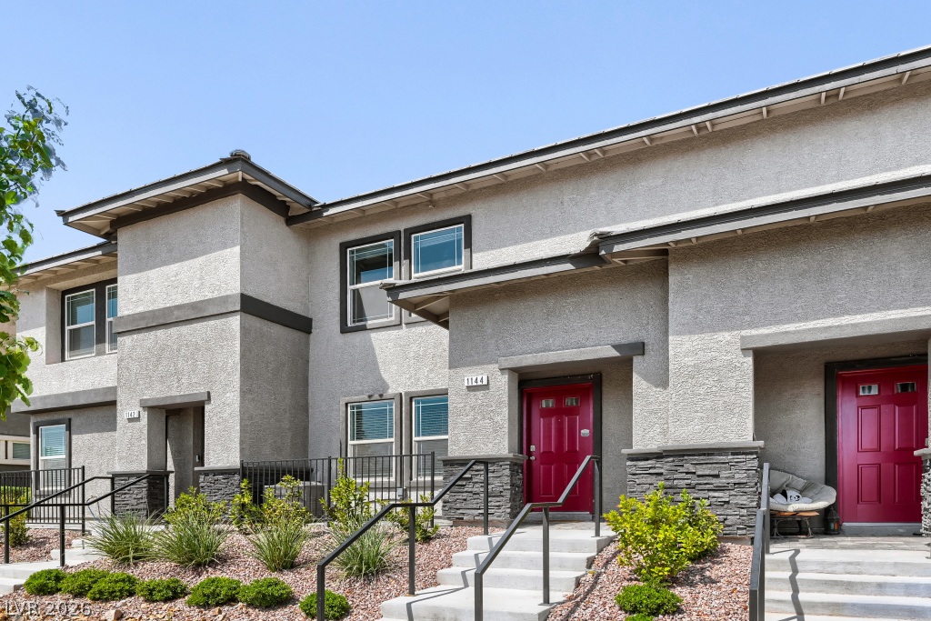 1144 Scarlet Sparrow Street — photo