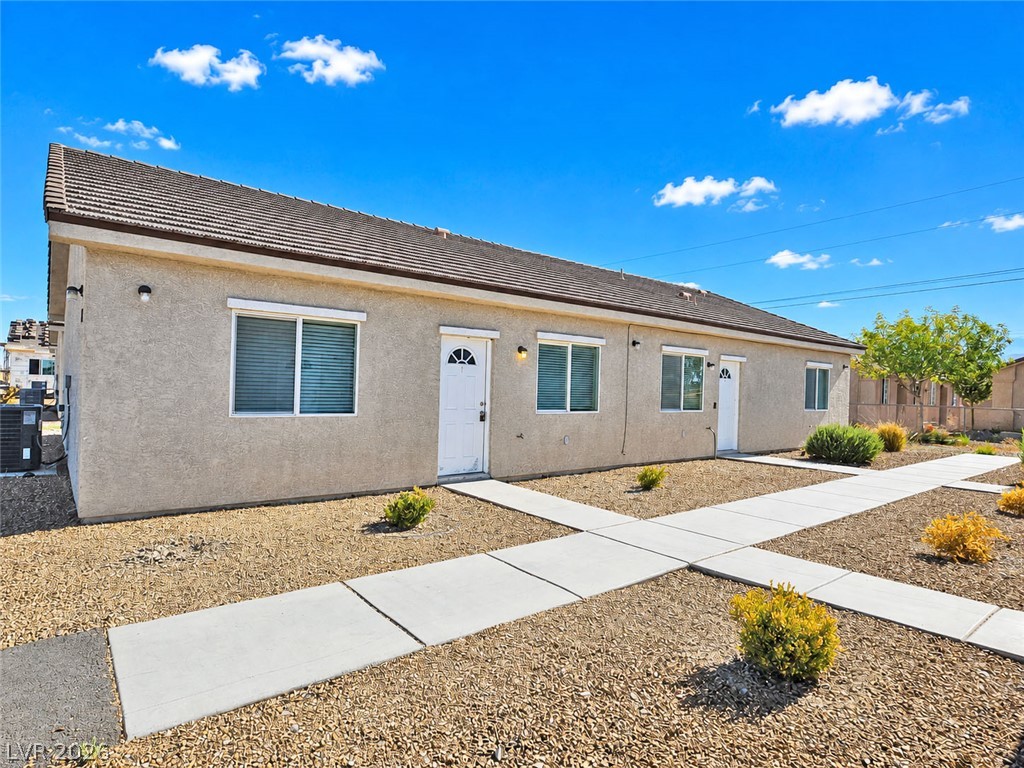 1121 Sixshooter Avenue 1 — photo