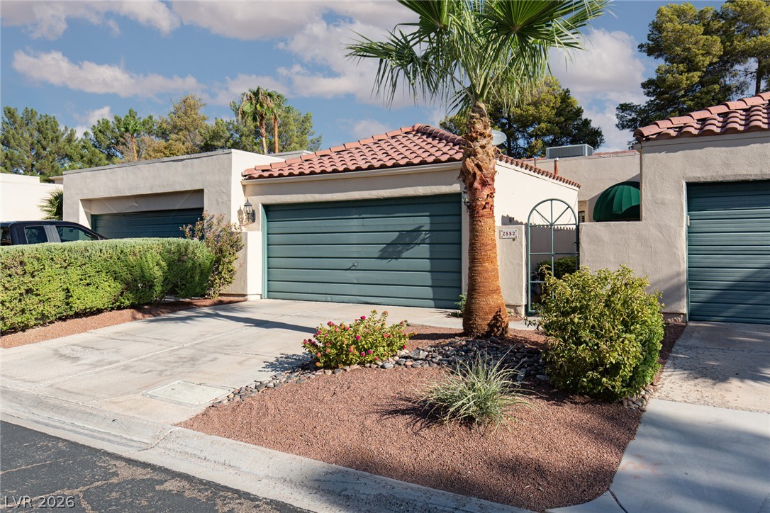 2882 Bridgepointe Drive — photo