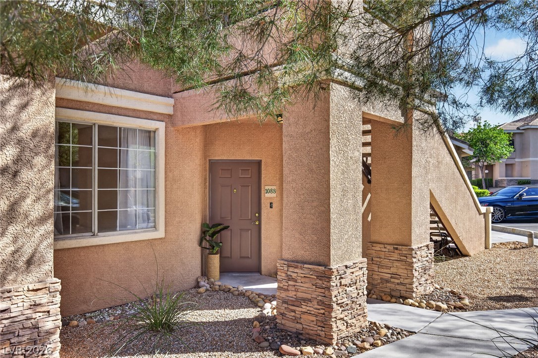 9901 Trailwood Drive 1088 — photo