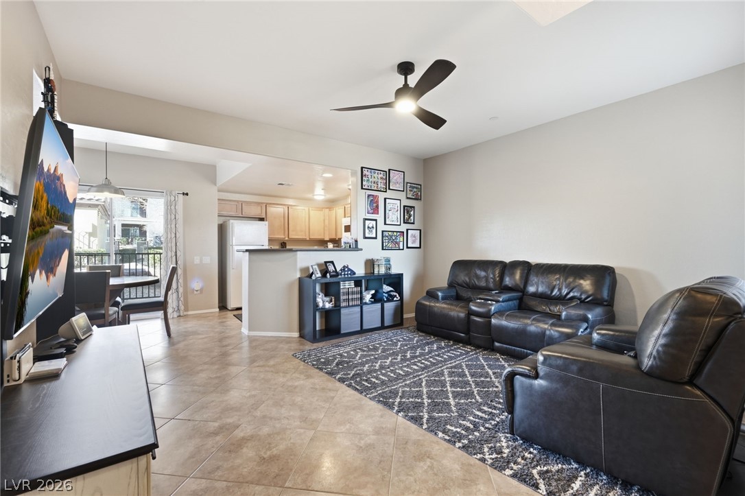 6868 Sky Pointe Drive 1073 — photo
