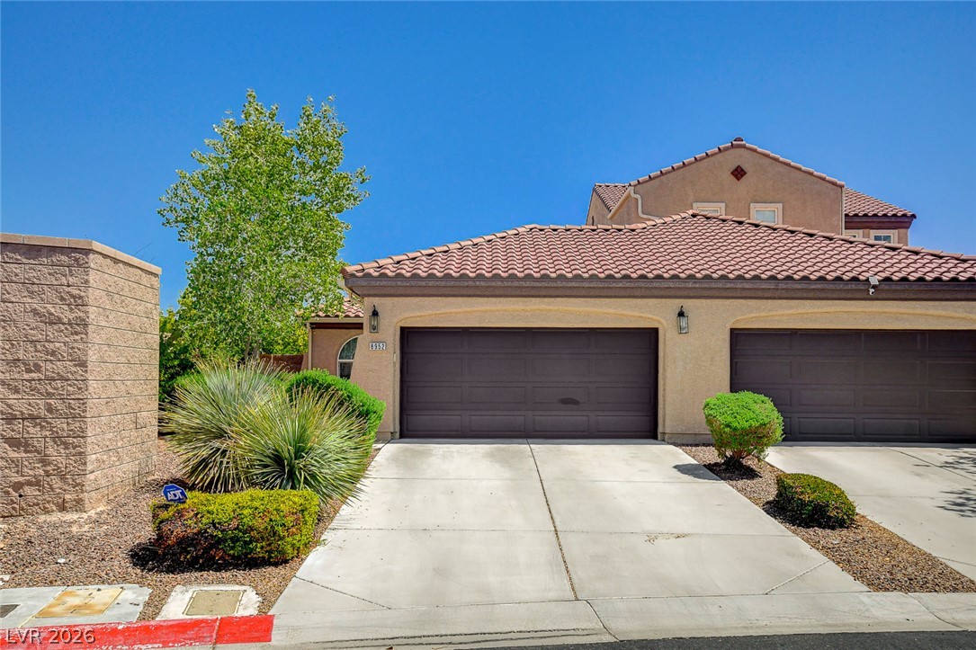 8952 Sandy Isle Court — photo