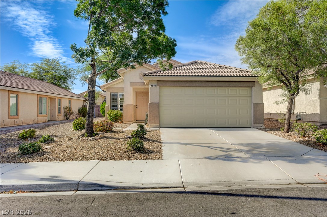 4981 Lunetto Avenue — photo