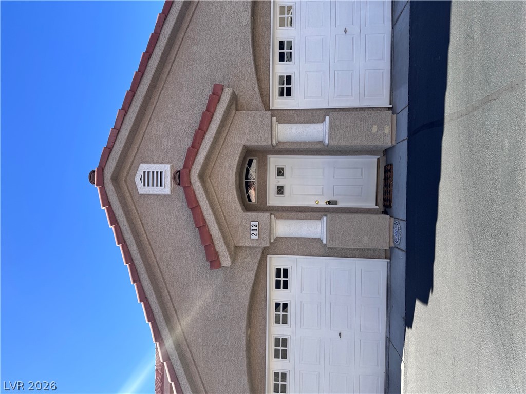 3327 Erva Street 203 — photo