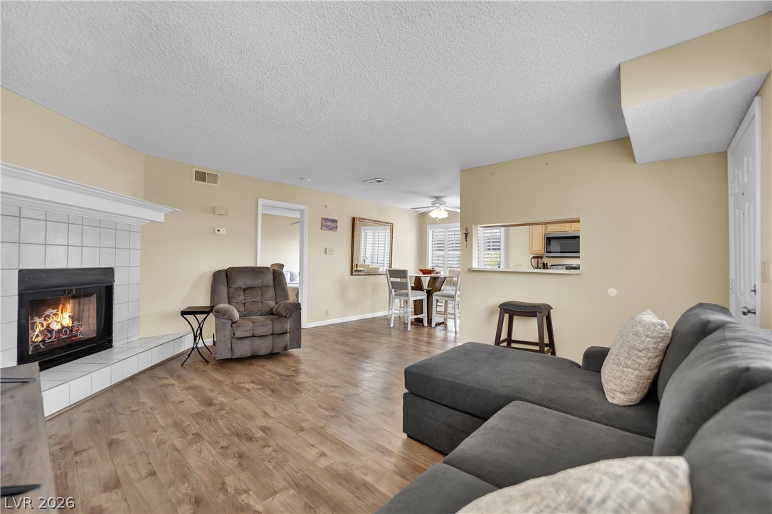 5340 Rod Court 102 — photo