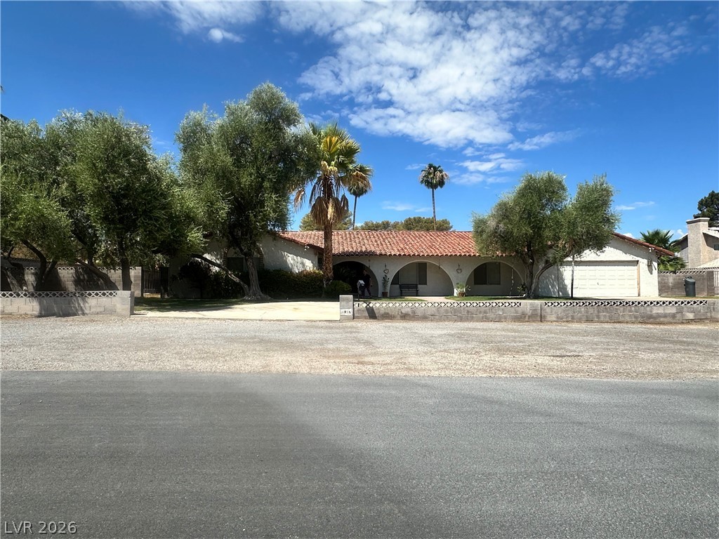 3865 Robar Street — photo